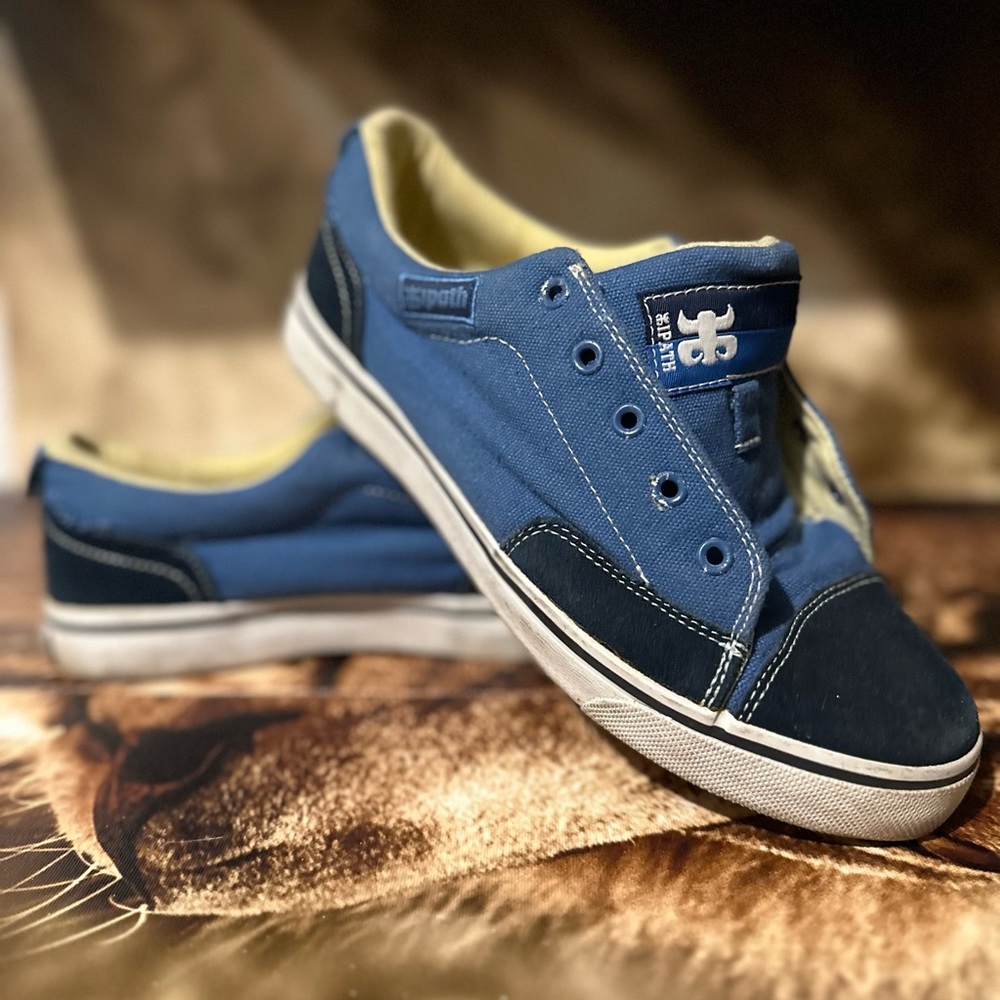 IPath Dayak Shoe 8